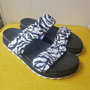 Sorel, Roaming Two Sandal, Size 9, Black & Whitw